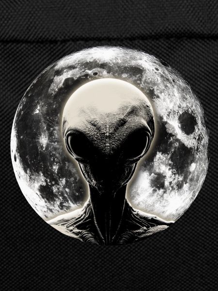 Alien Moonlight