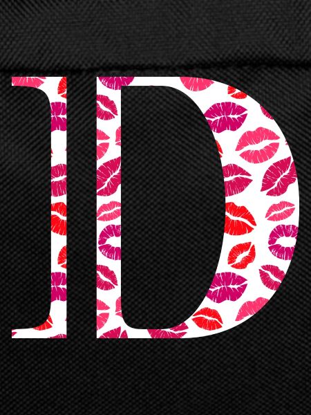 Letter d kisses