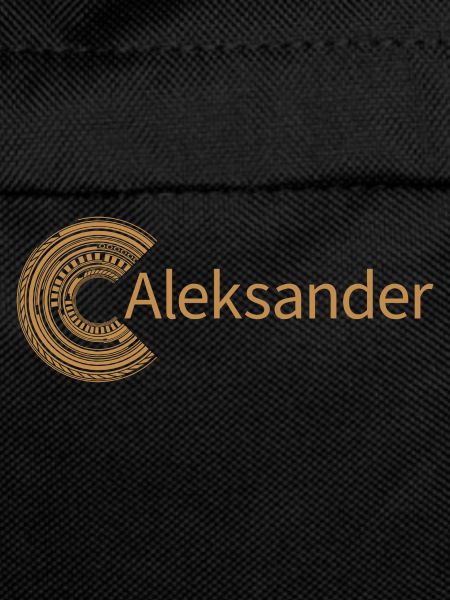 Pour Aleksander