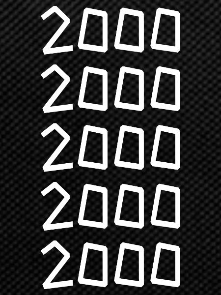 Né en 2000