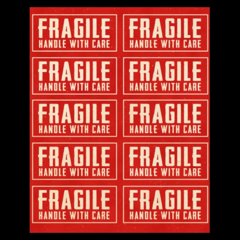 FRAGILE CHUI