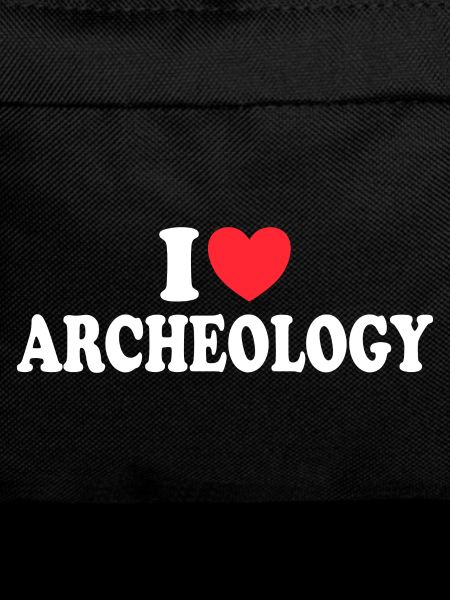 Archaeologist Loves Archaeology