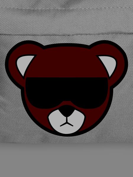 Rotbrauner Bär mit Sonnenbrille