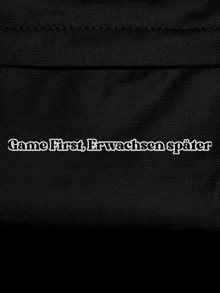Game First, Erwachsen später