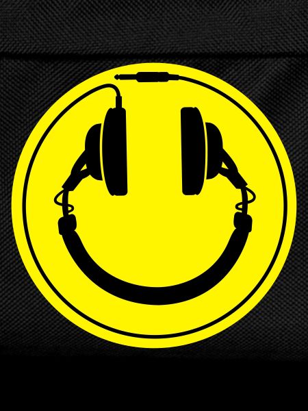Headphones smiley wire plug