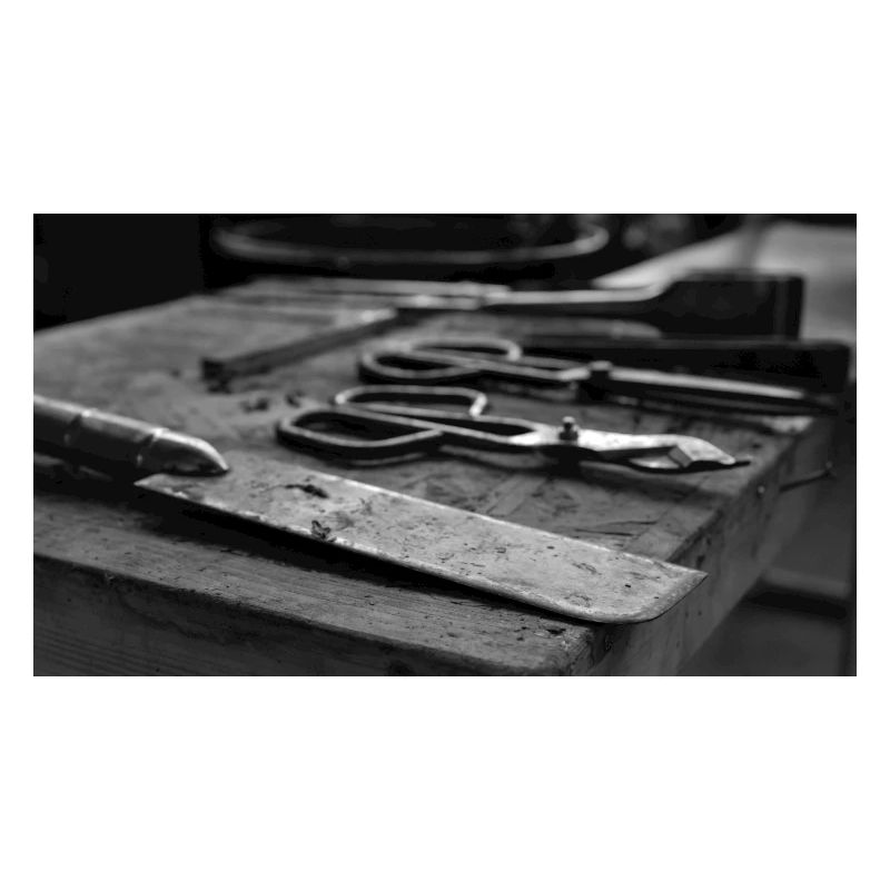 Tool for glass blowing