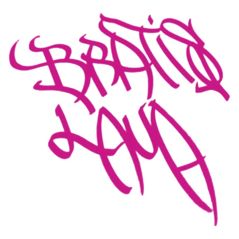 Conception de graffitis artistiques en violet à Bratislava