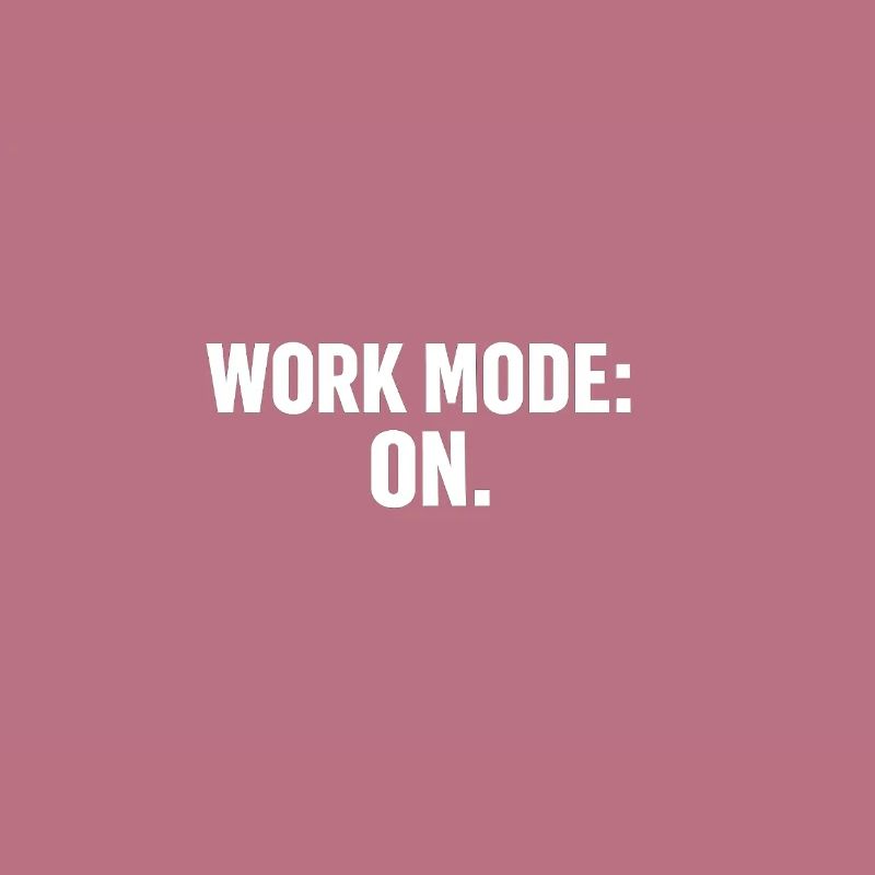 Working Mode On: Strong Typography