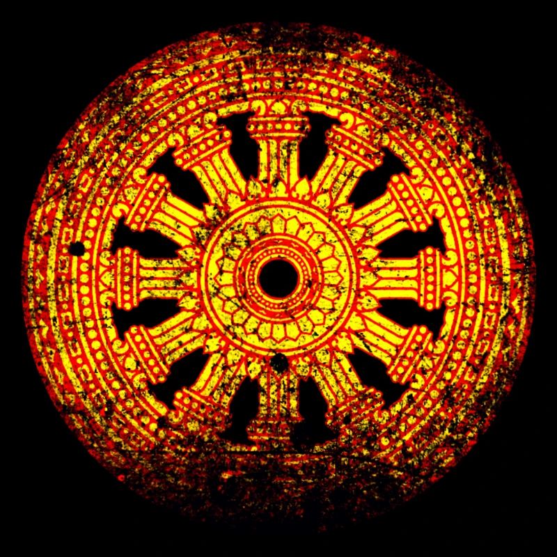 Dharmarad Chakra Bouddhisme Jaune Rouge