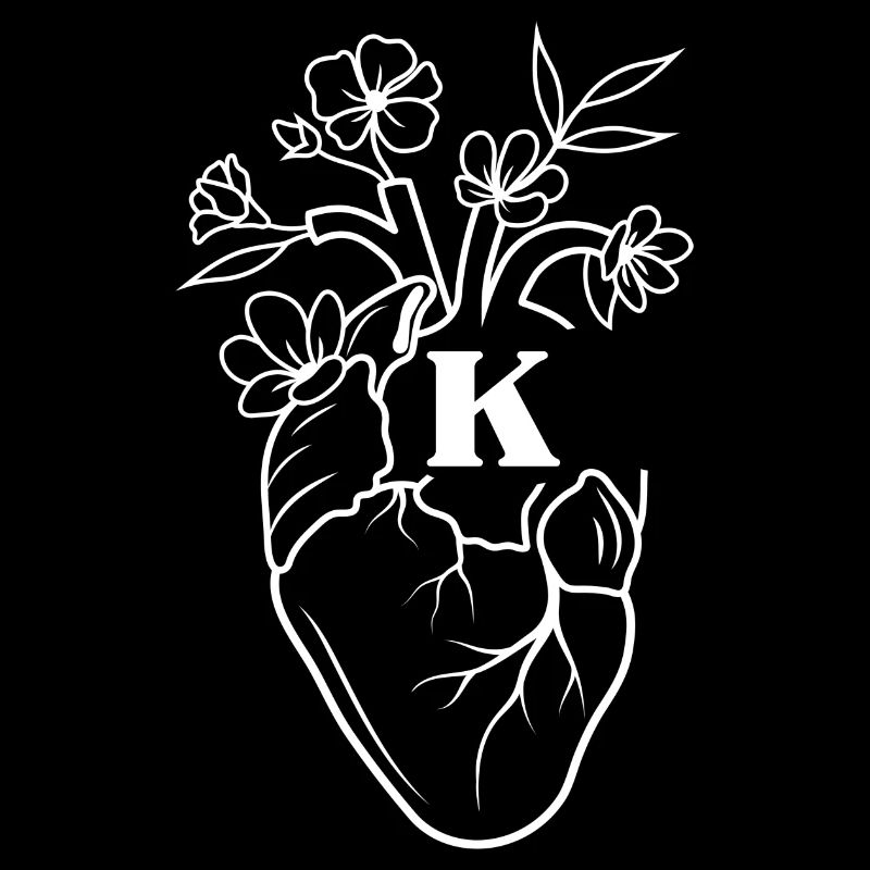 Buchstabe k Herz weiße florale Anatomie