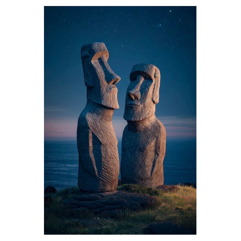 Moai Night Duo Silhouette