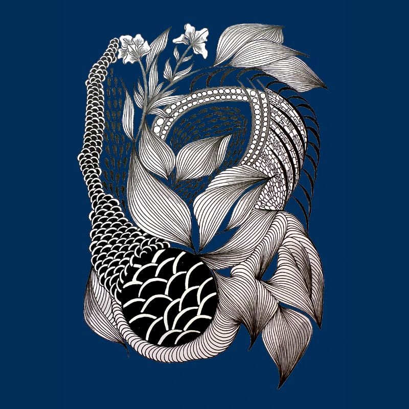 Black and White Leaf Snake Pattern