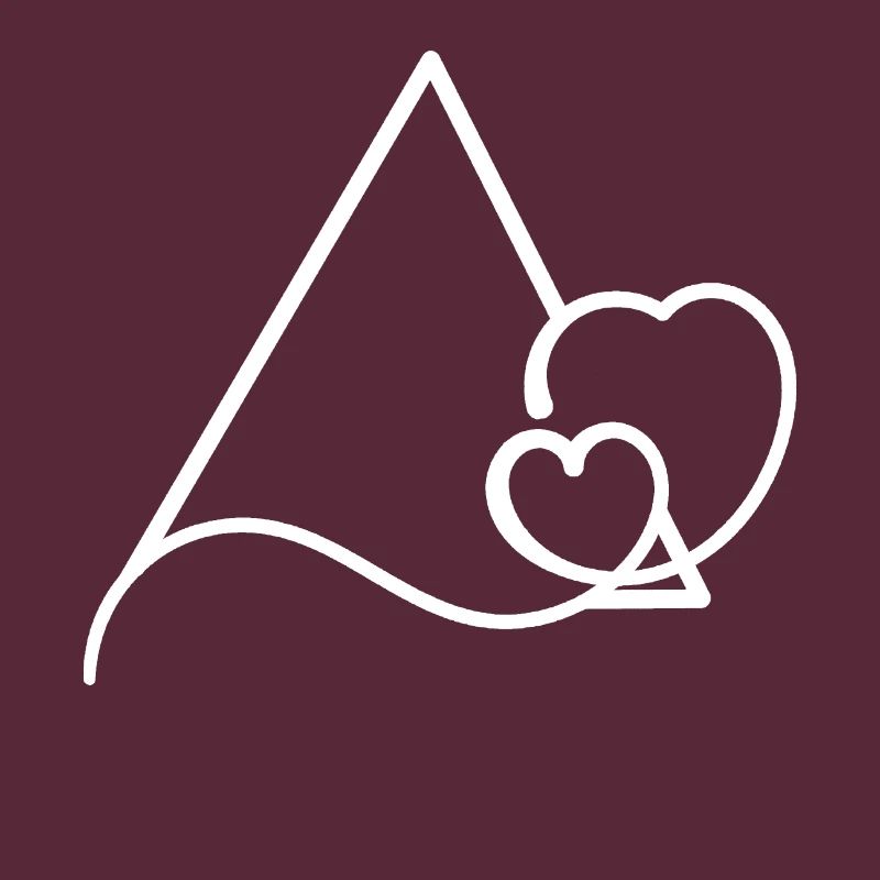 Triangular frame with hearts basic text