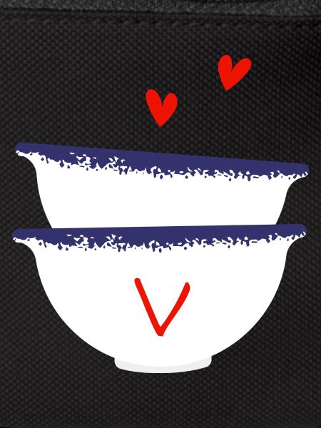 Letter v Breton bowls