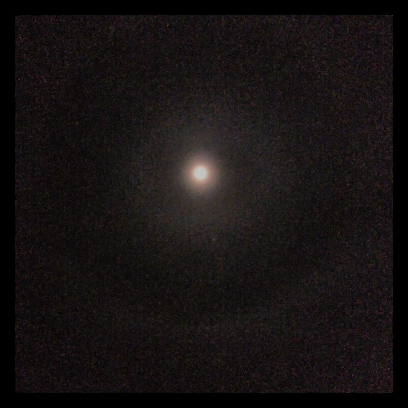 Mond mit Ring