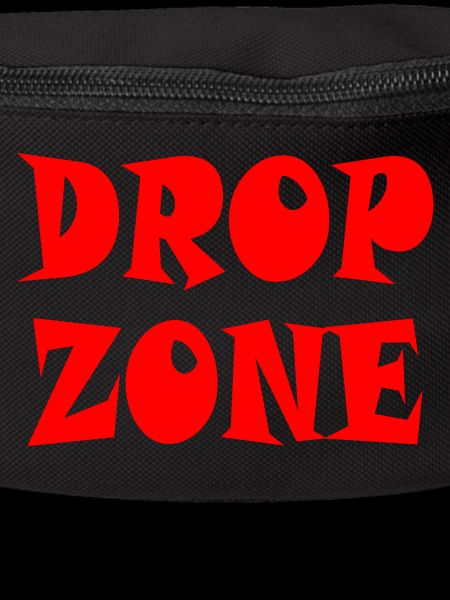 DROP ZONE - Parachutists!
