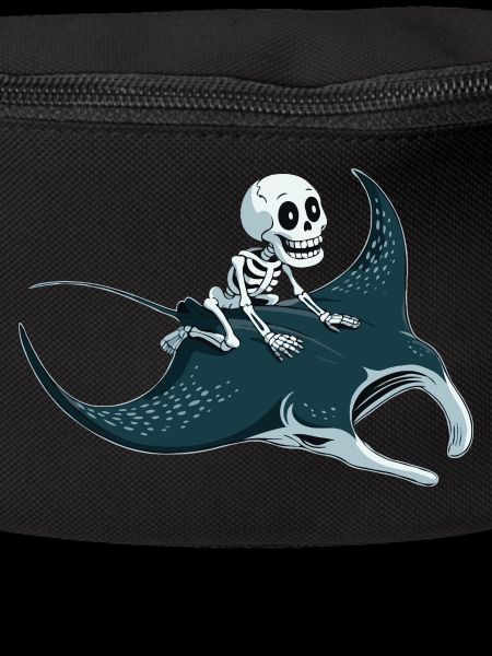 Skeleton on manta ray