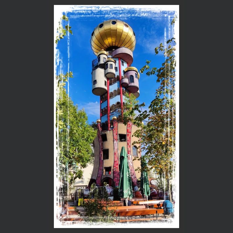 Hundertwasserturm beim Kuchlbauer