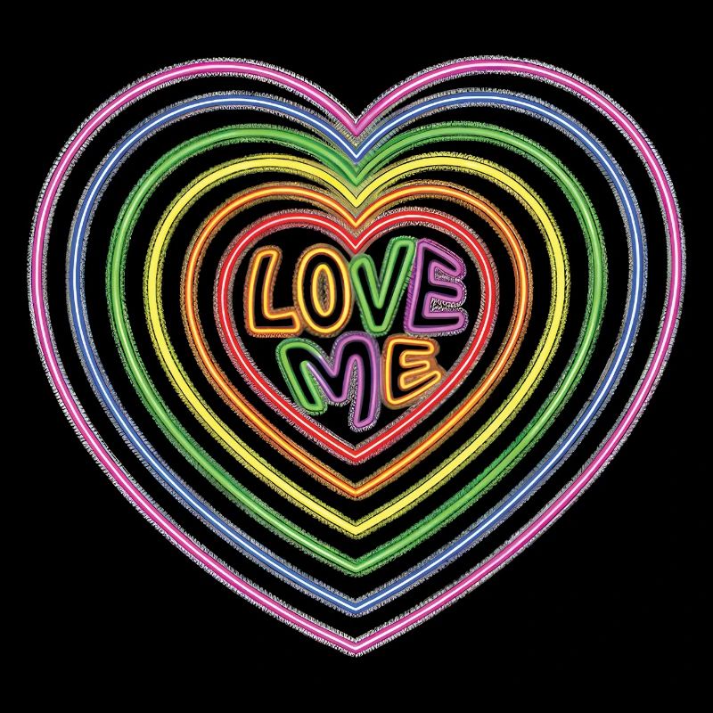 Bunter Love Me-Text Herzenform-Druck