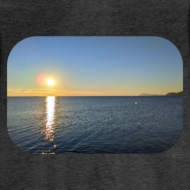 Depuis la plage de l'Almanarre, l'horizon