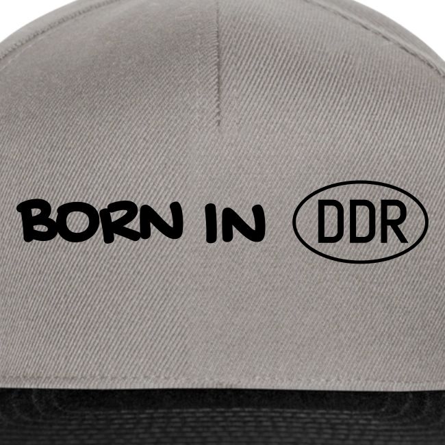 Born in DDR schwarz einzeilig