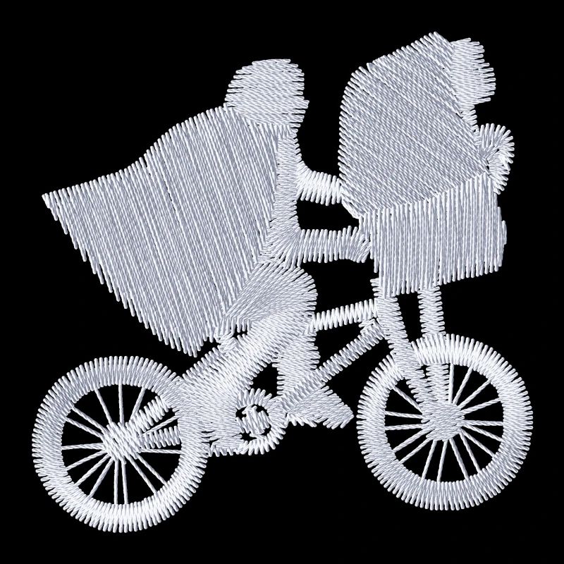 E.T. L'Extra-Terrestre Dans Le Panier Motif Brodé