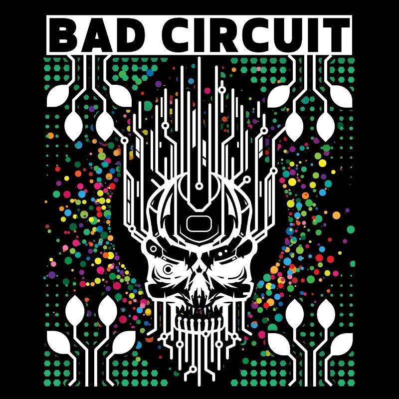 Carte d’ordinateur, circuit, crâne disant