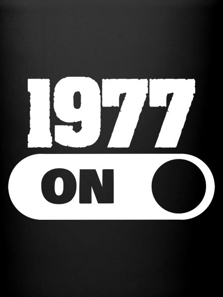 Né en 1977