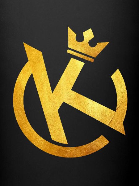 K avec couronne