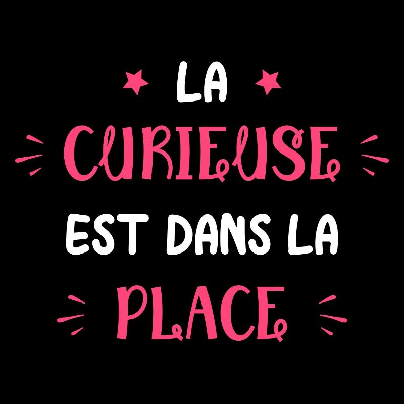 La curieuse est dans la place