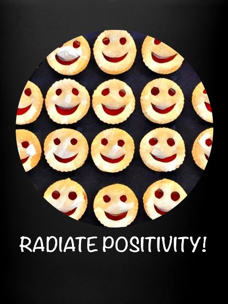 Rayonner de positivité