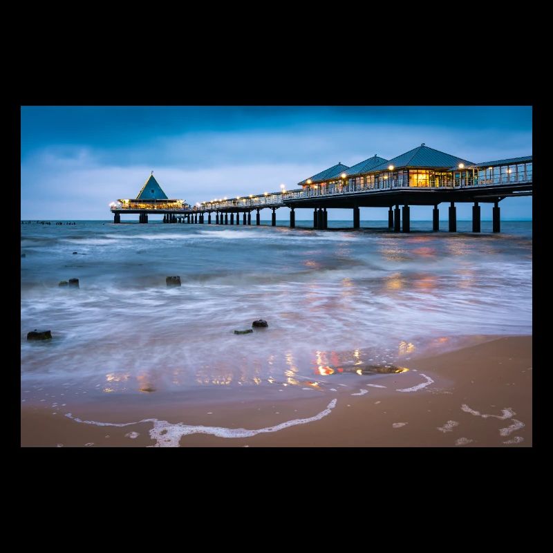 Heringsdorf pier with lights