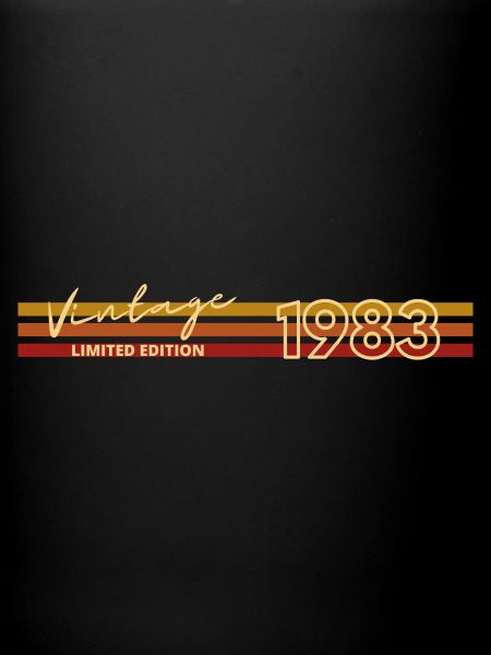 NÉ EN 1983