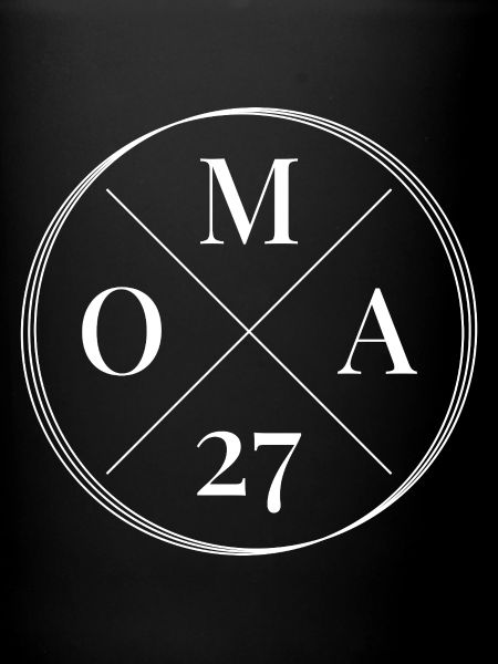 Grand-mère 2027