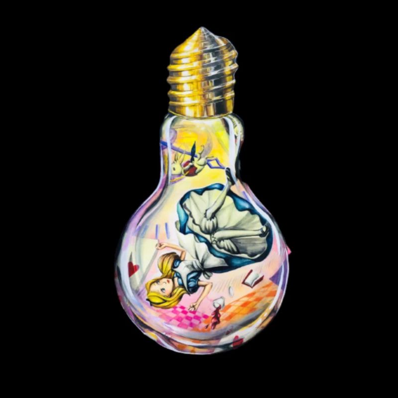 Alice dans l'ampoule