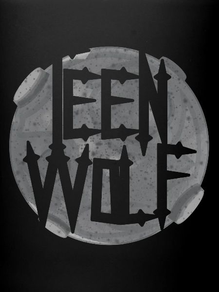 Loup adolescent