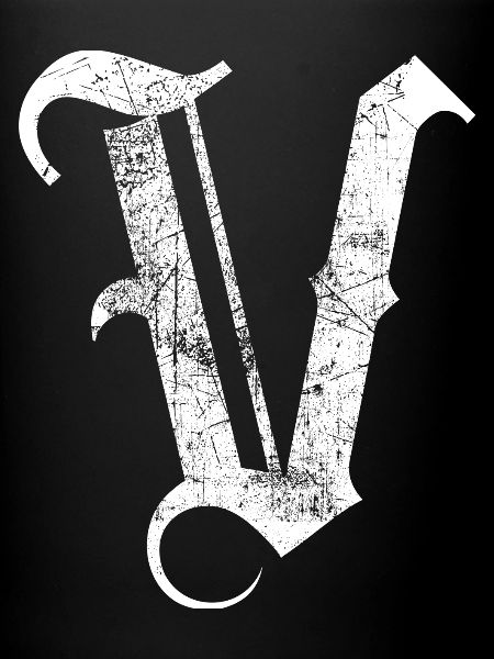 Tshirt alphabet initial V