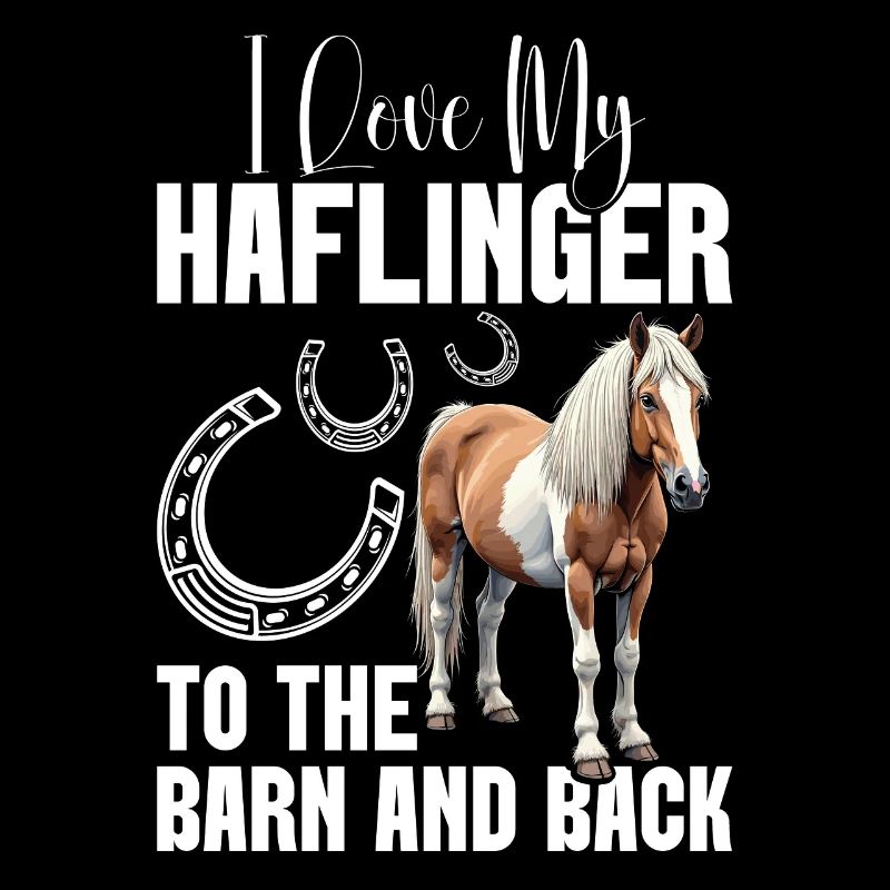 Haflinger à l’écurie et au dos du propriétaire de chevaux Equestrian