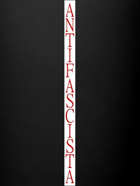 lettrage antifasciste vertical élégant