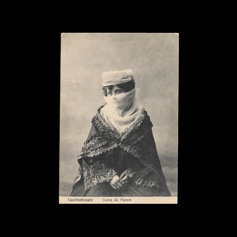 Dame de harem Empire ottoman sur carte postale anc