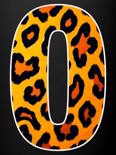 Leopard_Buchstabenmuster_ _O