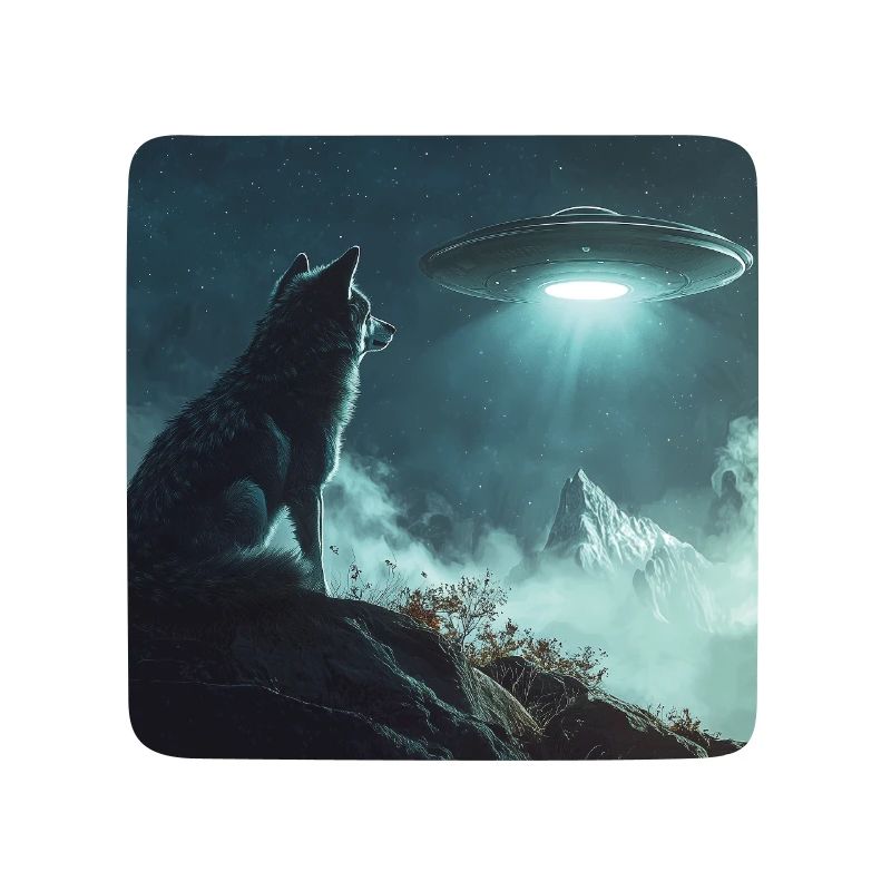 Wolf Selfie mit UFO