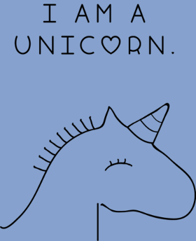 Exprimez votre côté féerique avec ce motif "Je suis une Licorne". Son design épuré et son cœur délicat en font un choix parfait pour ceux qu...