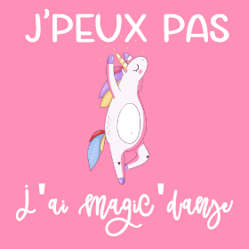 Laissez-vous emporter par la magie avec ce t-shirt "J'peux pas j'ai magic' danse". Cette adorable licorne dansante apporte une touche de fan...