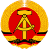 DDR Logo Våbenskjold Krans af Majs Hammer og Sichel