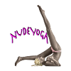 Nøgen Yoga praktiserende pige