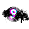 Glitch 8 hinter Bäumen