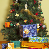 Weihnachtsbaum mit Geschenken
