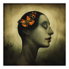 Femme papillon