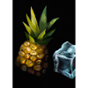 Ananas und Eiswürfel